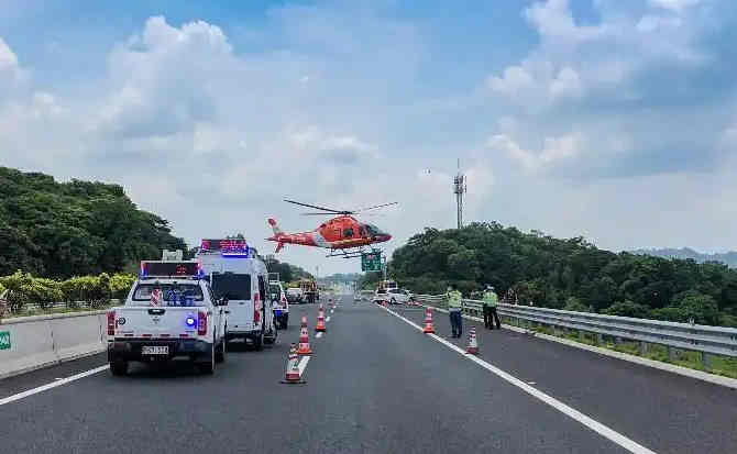 辰溪高速公路汽车救援案例